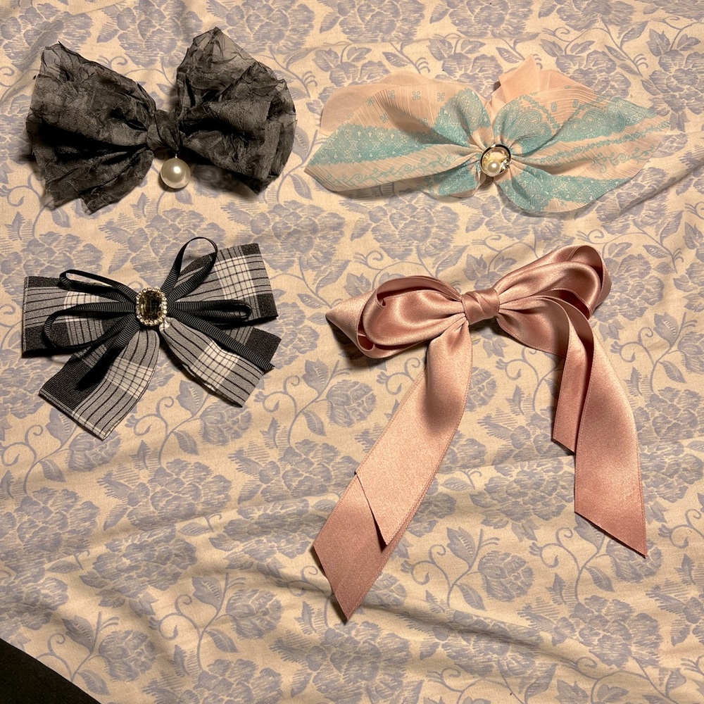 Hair Bow Clip On